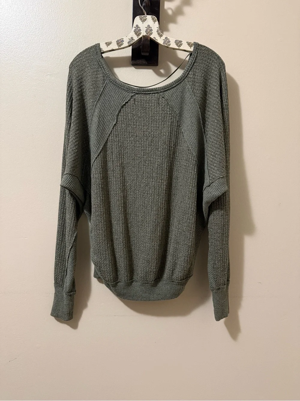 Free People We the Free Santa Clara Thermal Top,Sz-XS(Very Oversized)P2P 24”-27”